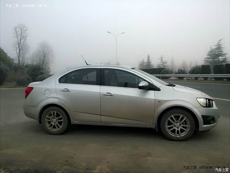 动力好超控好，关键是很省油！外观犀利，尤其最爱前脸！质量还行