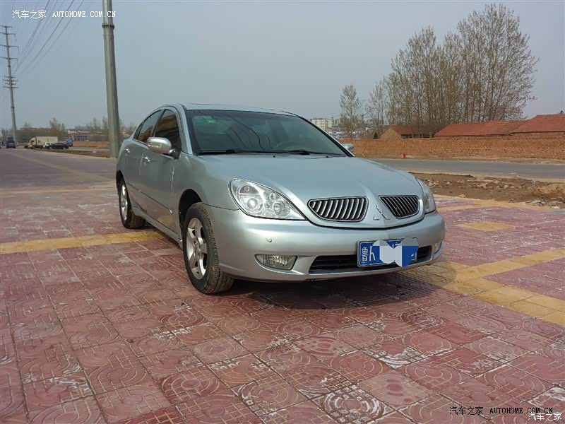 皮厚耐造，结实，外形好看，大排量费油，是一款经得起开的好车。