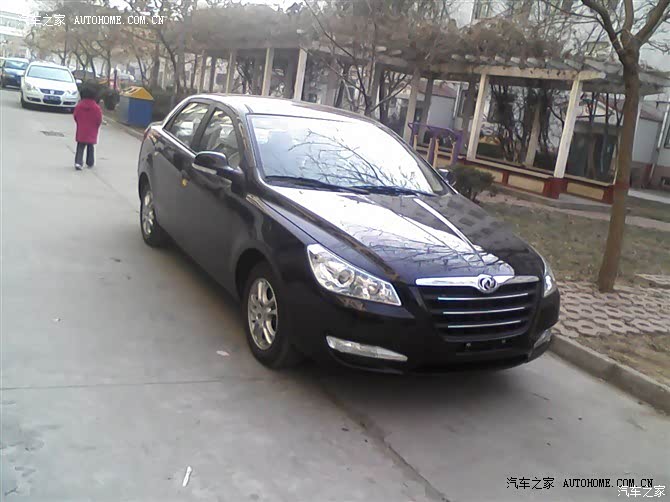 合格的国产家用轿车