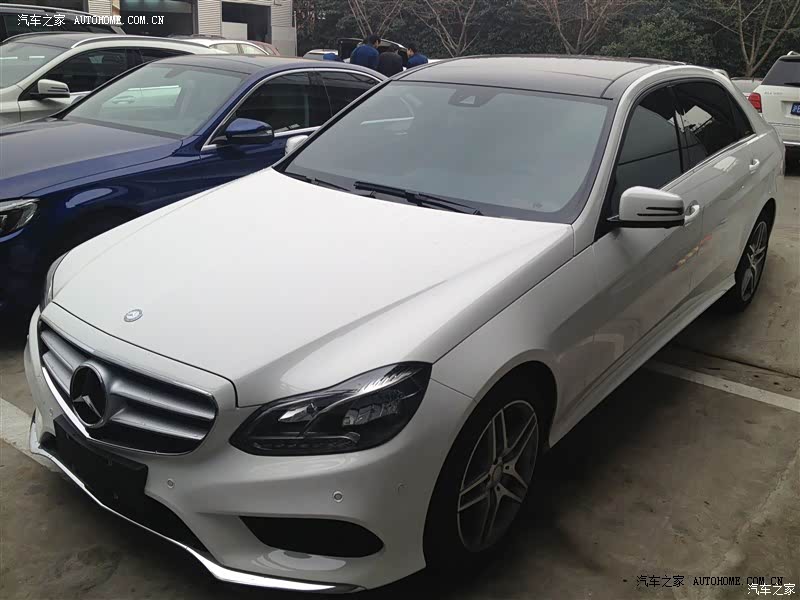 一台可以穿着西装来飚的好车，奔驰里难得的一台驾、乘双优的车。