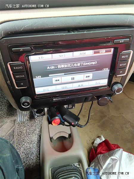 感觉还可以,就是底盘有点硬.最满意的就是空间够大,