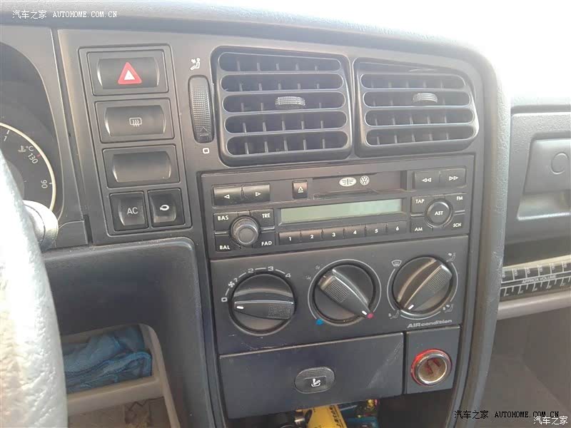 除了噪音有点大，其他方面，捷达确实适合当代百姓家用