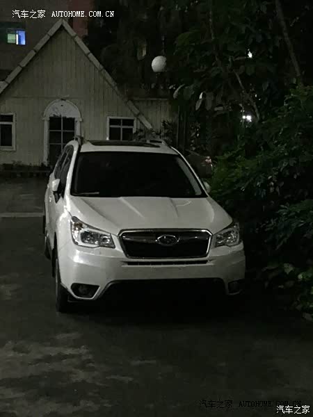 这是一部操控性极好的买菜车，看上它的水平对置引擎及全时四驱。