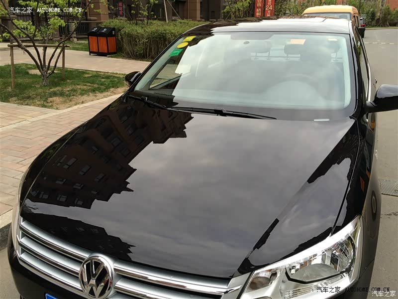 外观惊艳，动力足够，空间充裕，内饰顺手。配置中上。