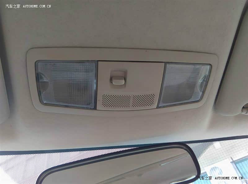 外观漂亮、优点少、安全性尚可、操控性较好、性价比低的翼神！