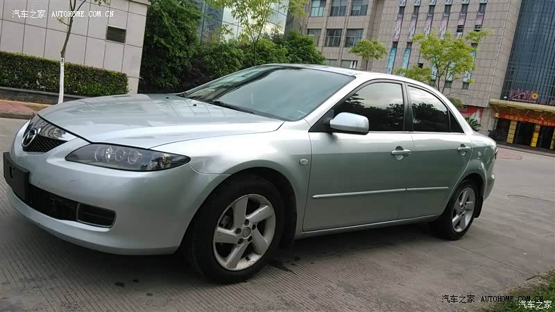 高中时的Dream Car，现在依然非常喜欢他的外观，他的操控。