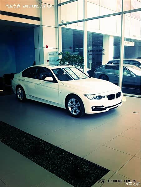 动力操控都很让人满意，尤其是路面的回馈做的很好