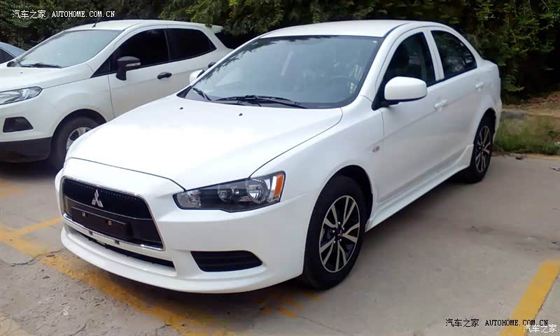 外观霸气、动力充沛、转向偏重、路感清晰、内饰和配置略低