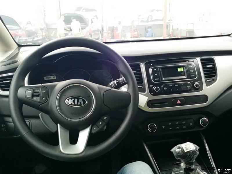 动力好，提速快，油耗比预期还要小，全景天窗和小饭桌最喜欢。