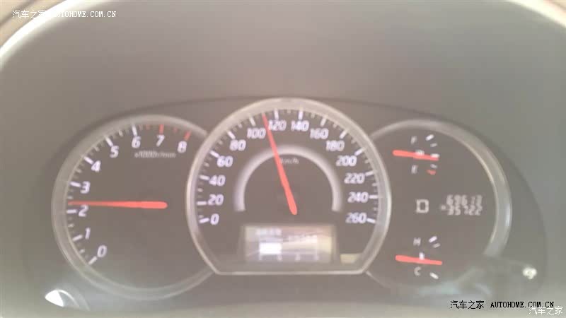 这车是我爹买的，出门还是能撑点门面，坐着舒服。