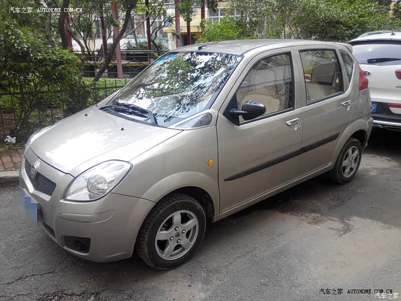 车小空间大，低价位性价比较高，维修、保养费用低