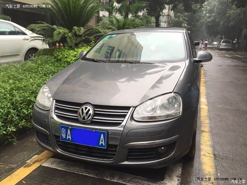 省油，高速稳定性很好，锦众4儿子保养坑爹，老款速腾值得信赖。