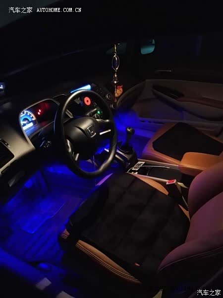 其实操控还可以 高速可以S型超车 换了固特异的轮胎胎噪有点大