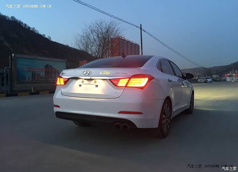 配置丰富多彩！外观时尚大气！