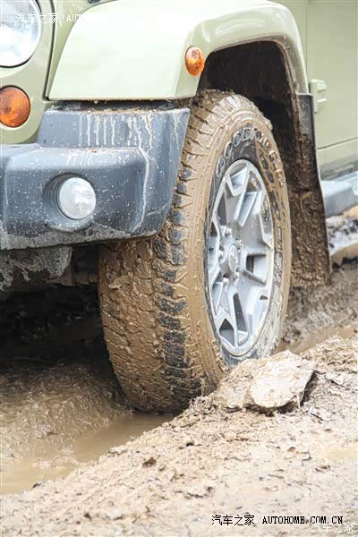 外形拉风 动力十足 舒适尚可   从此改变你的生活