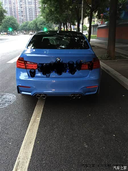 精确操控，方向精准有力，M3的发动机变速箱更偏向赛车??。