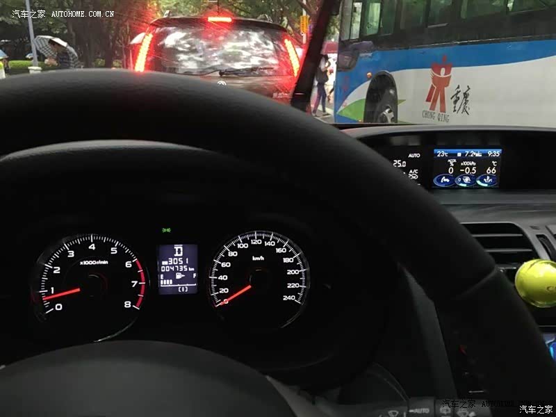 舒适运动兼顾，油品要求较高，力与美兼并，通过性极佳。