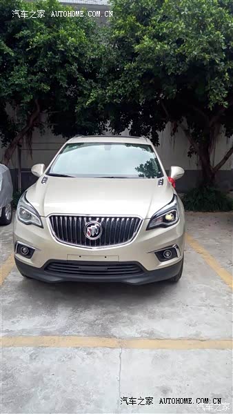 内饰满意，大灯不太亮，需适应。动力家用还可以，起步有点肉。