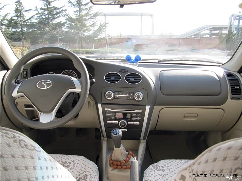 省油，外观耐看，操控尚可，配置丰富。