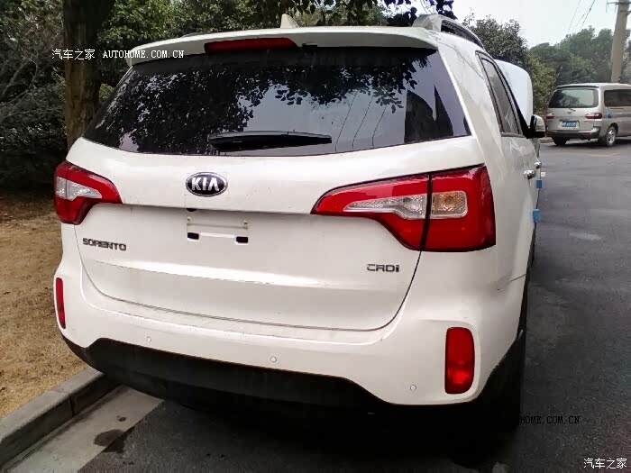 使用半年多，表现非常出色，如果让我重新选择一次，还是索兰托。