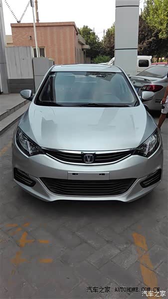 反正没人说这车不好看，只要聊天总有人向我咨询价格，动力！