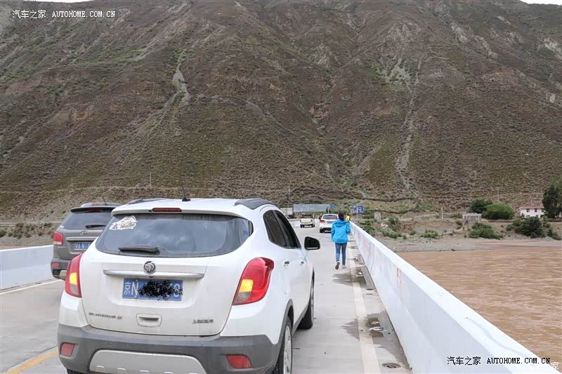 驾驶安全，超控性良好。