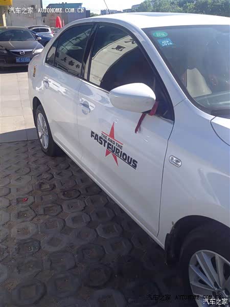 一句话来说，很值很喜欢，看到这一款之后几乎没犹豫就定下了