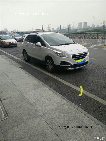 还不错，可能是车身较高吧，悬挂偏硬，舒适度有待提高！