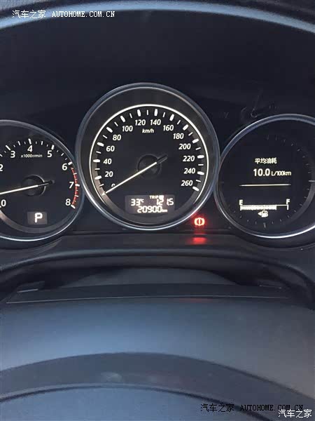 小5的操控和油耗在同级别里感觉最好了，比高点的也不差。