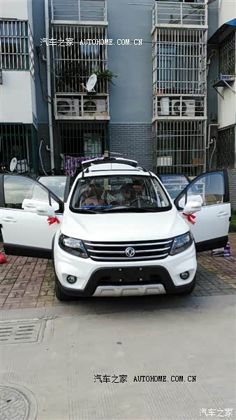 景逸x5自己的第一辆车，行驶很舒服，感觉性价比很高