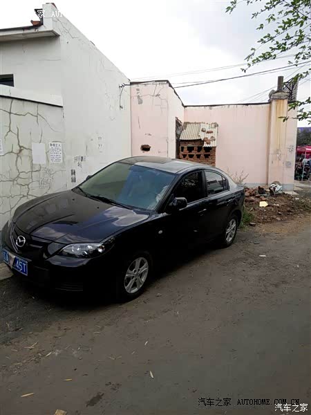 操控非常棒尤其过弯的时候给你足够的信心毕竟四轮都是独立悬挂的