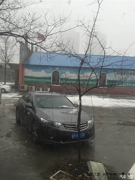 绝对是好车，空间仅仅是够用吧。动力充沛，转向精准。