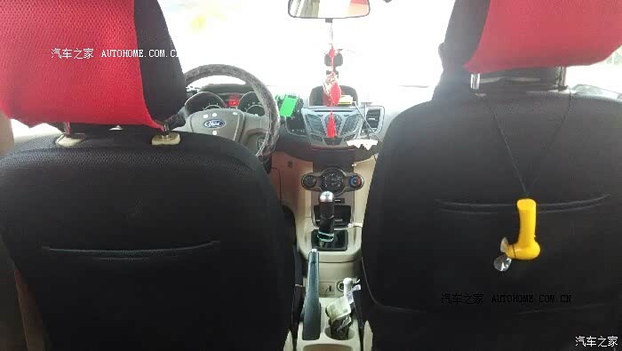 造型动感，操控灵活，底盘非常扎实，经常高速，满意表现