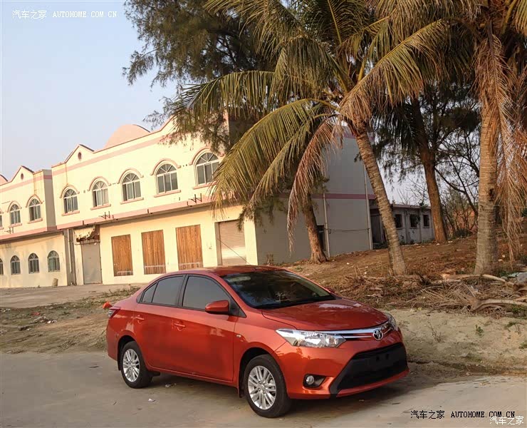 行驶过程噪音太大，小问题多。有异响。