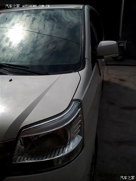 中庸大气，厚重端庄，空间杠杠的，做工用料有待考究！