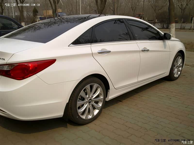 外观及空间优秀，内饰用料低端，噪音较大，动力弱