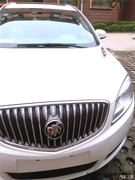 外形和内外都很拉风的车