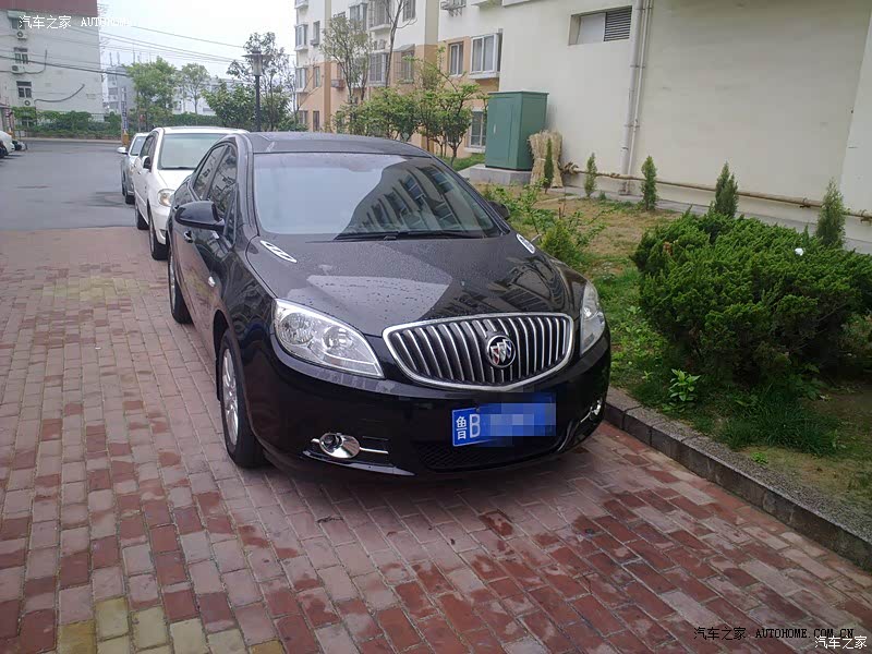 相对于紧凑车型来说，算是比较完美的一款车型