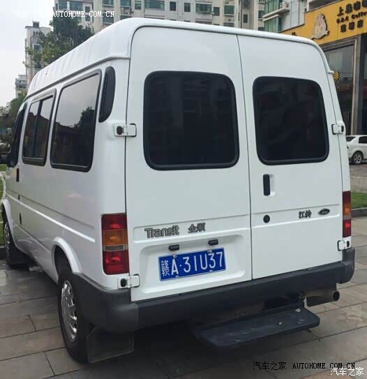 我的第二辆经典全顺，空间大；动力强，是载客和拉货兼备的好车。