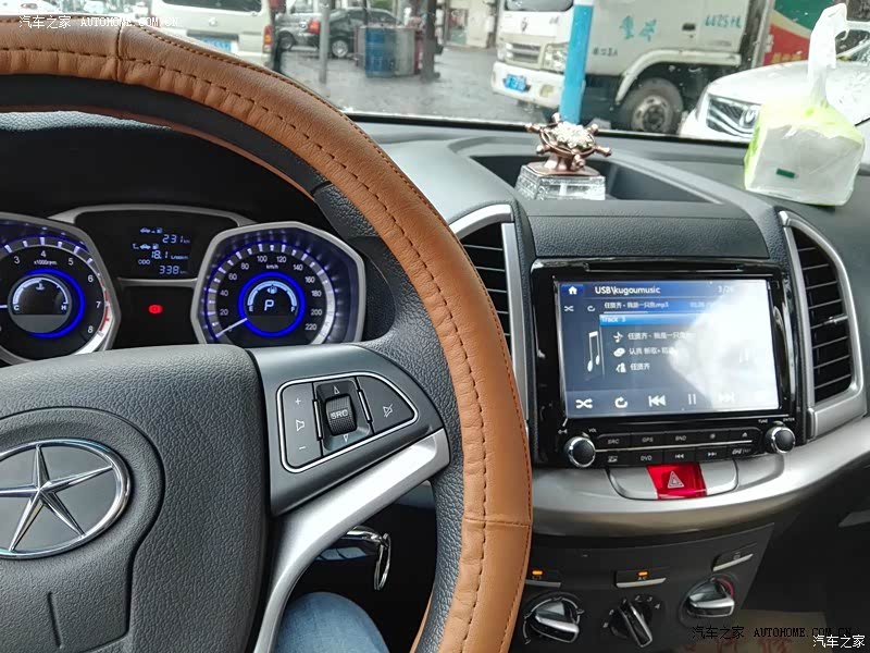 这是一辆老少皆宜的实用神车