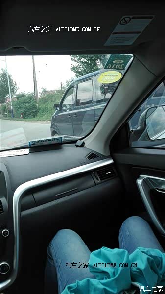 2.0家用足够，造型美观，皮实耐用。