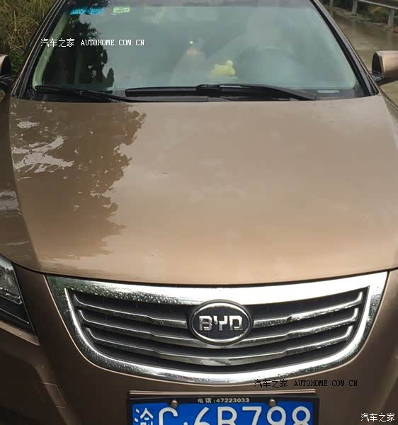 内空间大，音响效果好，平稳。空调效果好。保养不方便，距离远。