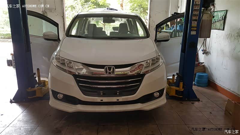 空间是购买这款车的重点。