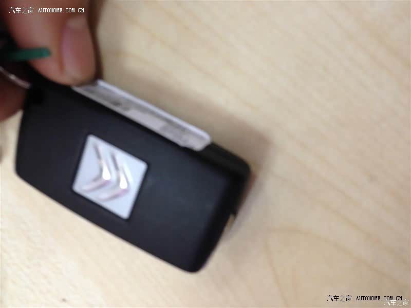 动力杠杠的，跑高速动力足，操控准，油耗低，十分满意。