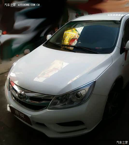 性价比高，喜欢内饰