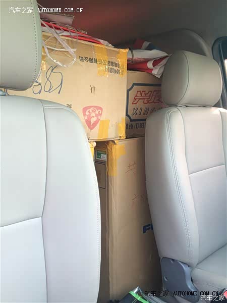 外观大气，油耗满意，拉人拉货空间大