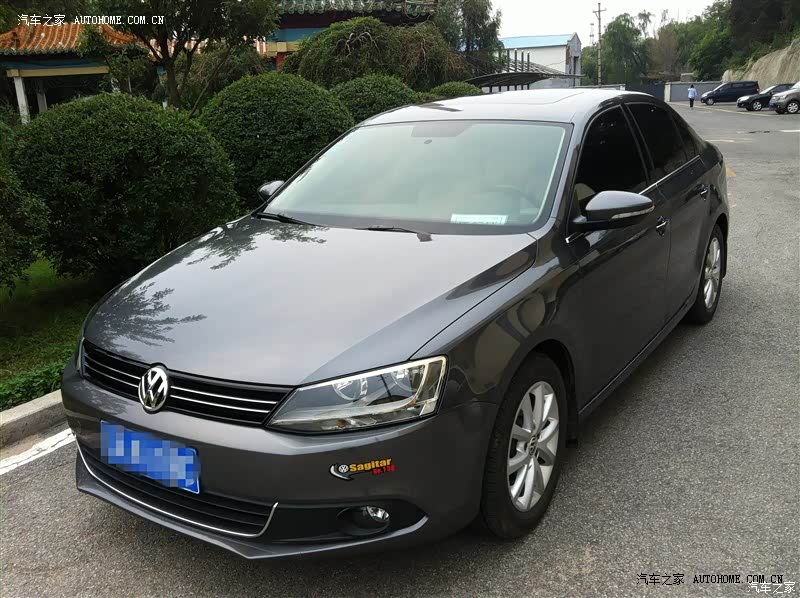 感受就是油耗还算可以百里8.5升，后备箱空间比较大，很是满意。