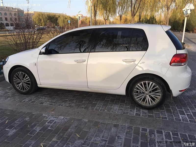 车总体来说不错，适合家用，油耗也不高，加满一箱油可以跑730KM