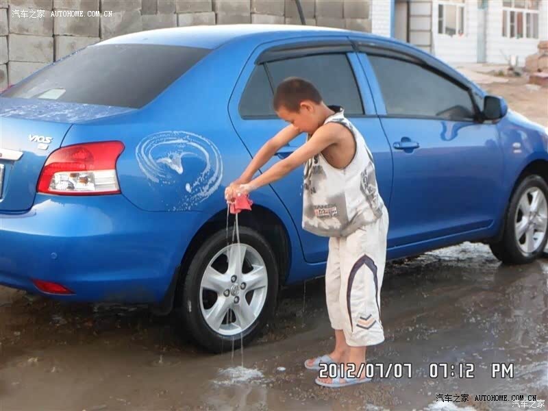 本人第一台车.很满意，很实用！