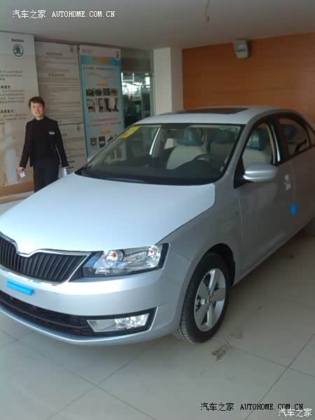 虽比不上高档车，但开起来还是得心应手滴！